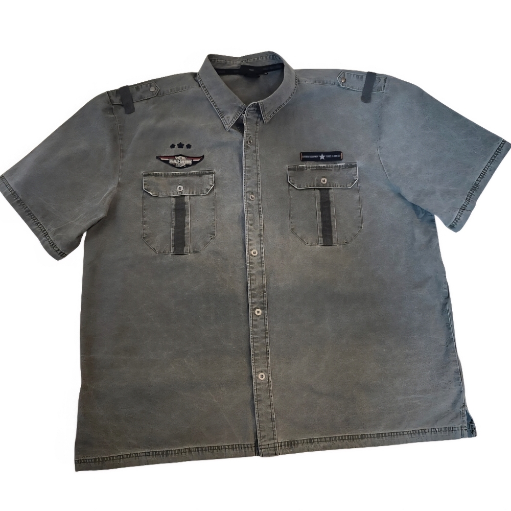 Vintage Harley Davidson Men's Short-Sleeve Army Green Distressed Shirt W Logos